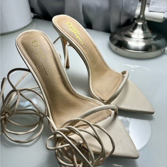 Oh Polly Pointed Toe Strappy Heel - Picture 2 of 8